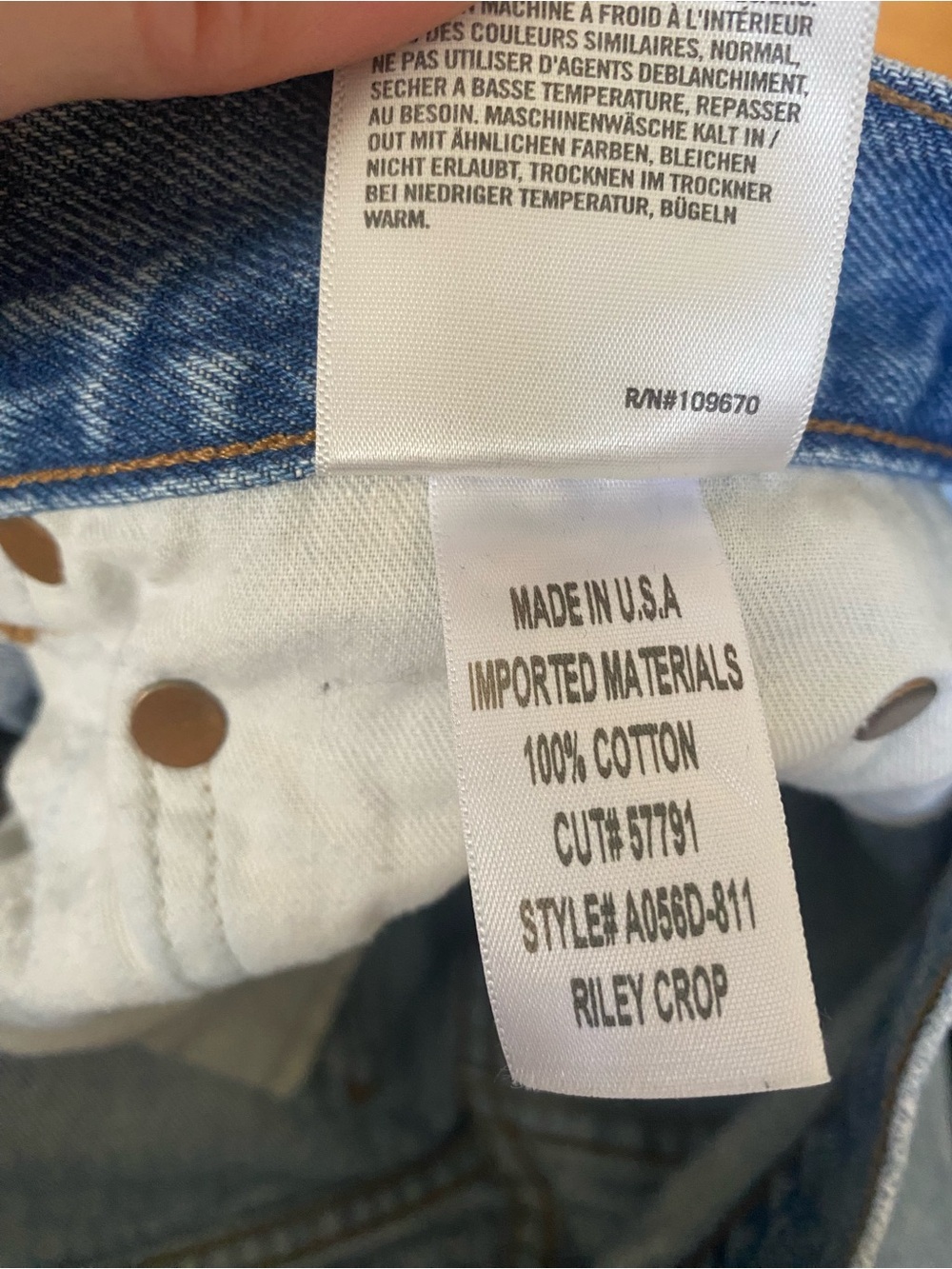 Agolde Riley Crop Jeans - Picture 8 of 8